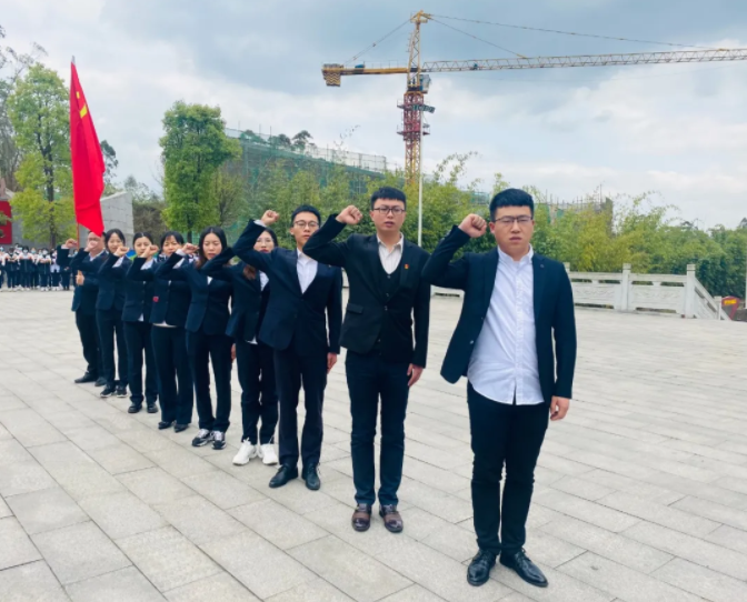 1618369404801337.png image.png